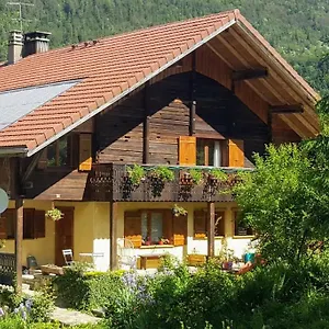 https://les-picaillons-le-gite.hotels-rhonealpes.com